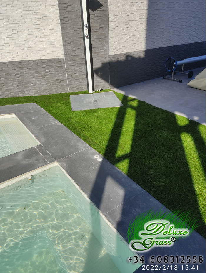 nr61-cesped-artificial-jardin-premium-deluxe-grass-img_20220218_154138-a-22-va-40-42-mm