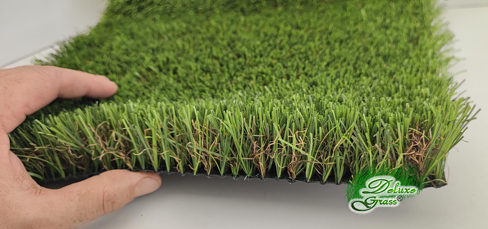 cesped-artificial-premium-nr1.91-II-40mm-deluxegrass-5